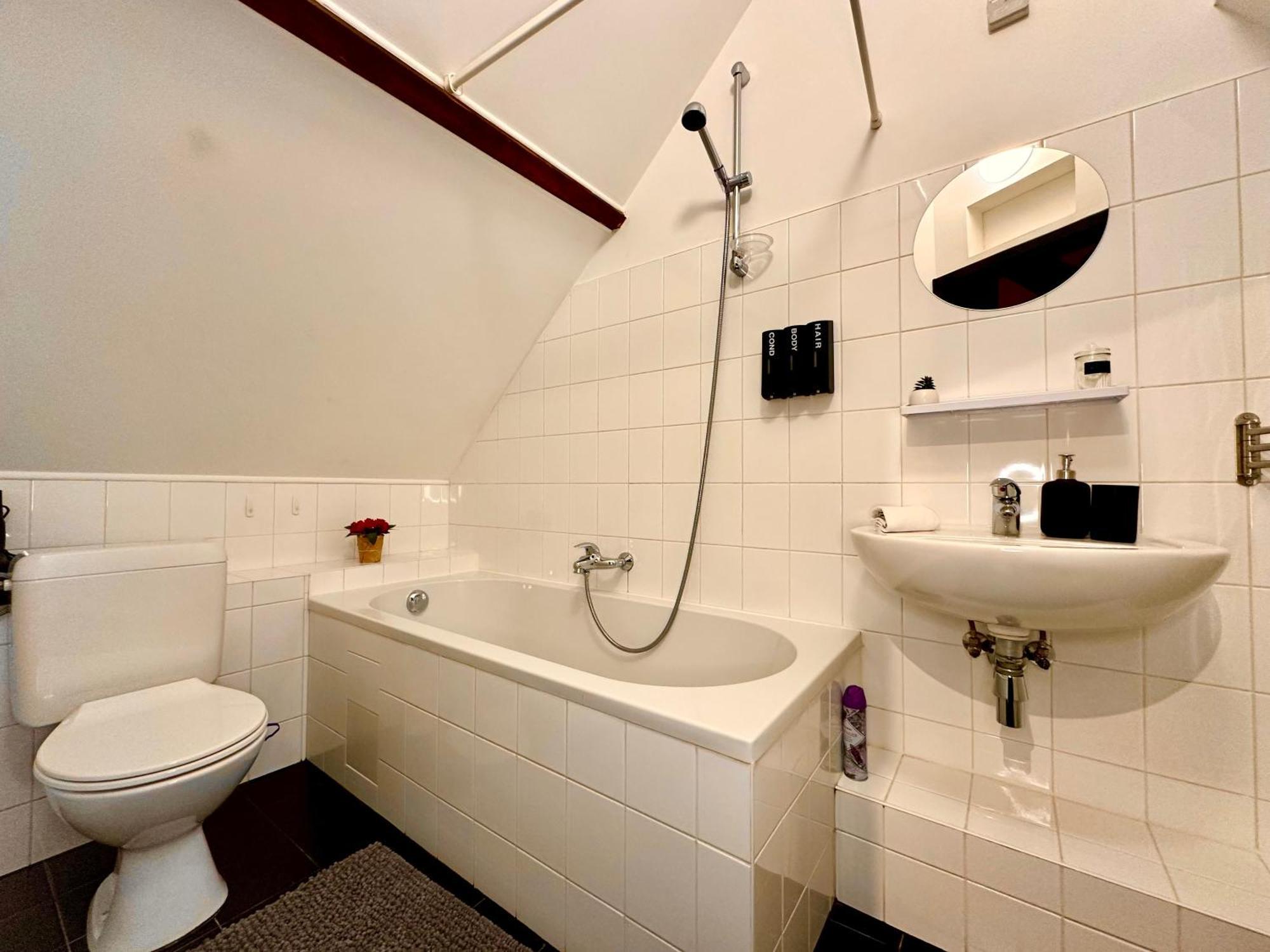 Luxury Suites Centrum By Rikas Hotels Antwerpia Zewnętrze zdjęcie
