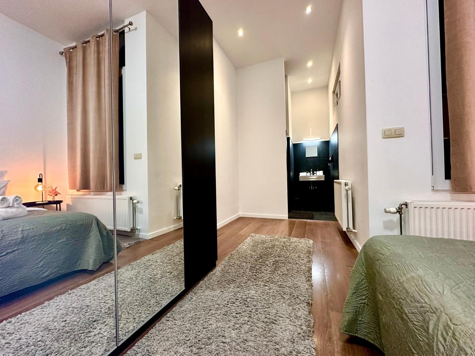 Luxury Suites Centrum By Rikas Hotels Antwerpia Zewnętrze zdjęcie
